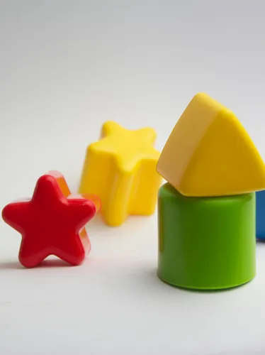 Bruce Beginnings Junior: Fun with Shapes